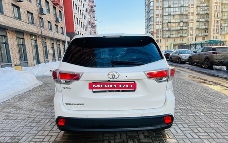 Toyota Highlander III, 2014 год, 2 089 000 рублей, 20 фотография
