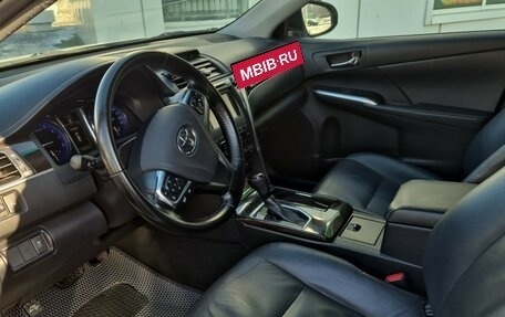 Toyota Camry, 2018 год, 2 000 000 рублей, 8 фотография