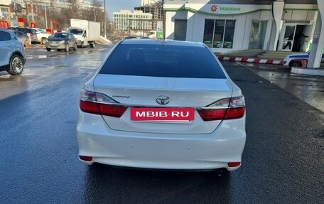 Toyota Camry, 2018 год, 2 000 000 рублей, 3 фотография