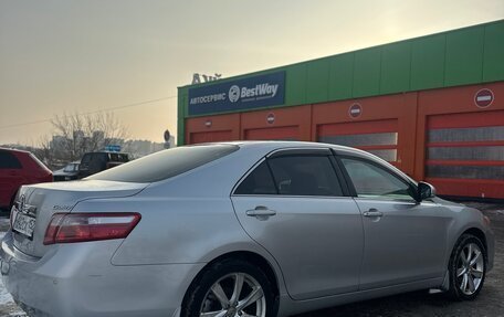 Toyota Camry, 2009 год, 970 000 рублей, 3 фотография