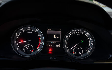 Skoda Superb III рестайлинг, 2016 год, 2 100 000 рублей, 13 фотография