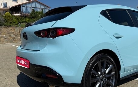 Mazda 3, 2021 год, 2 699 999 рублей, 11 фотография