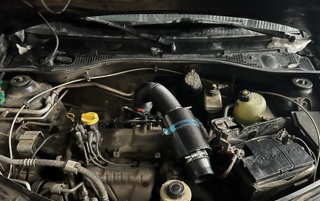 Renault Logan I, 2010 год, 460 000 рублей, 2 фотография