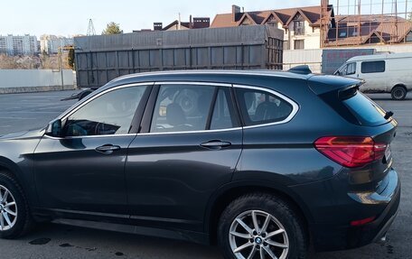 BMW X1, 2018 год, 1 800 000 рублей, 3 фотография