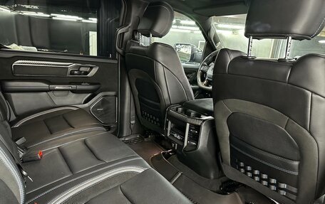 Rambler 1500, 2023 год, 17 000 000 рублей, 13 фотография