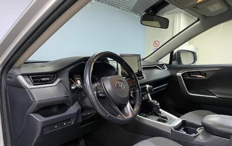 Toyota RAV4, 2020 год, 3 218 000 рублей, 14 фотография