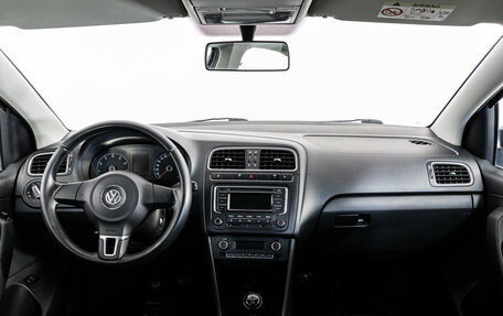 Volkswagen Polo VI (EU Market), 2015 год, 749 000 рублей, 10 фотография