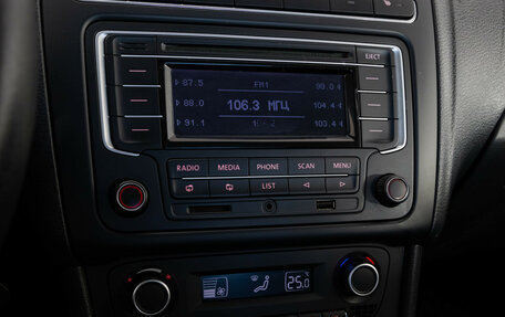 Volkswagen Polo VI (EU Market), 2015 год, 749 000 рублей, 15 фотография