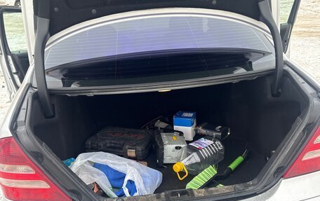 Mercedes-Benz C-Класс, 2004 год, 600 000 рублей, 14 фотография