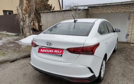 Hyundai Solaris II рестайлинг, 2021 год, 970 000 рублей, 5 фотография