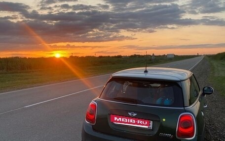 MINI Hatch, 2016 год, 1 550 000 рублей, 4 фотография