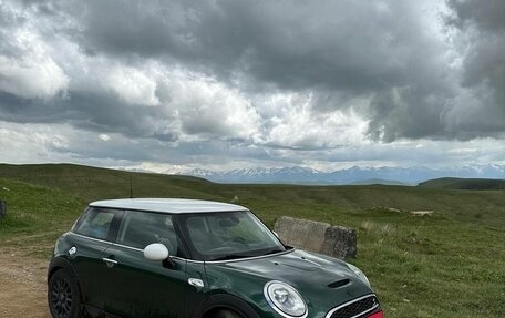 MINI Hatch, 2016 год, 1 550 000 рублей, 7 фотография