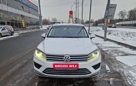 Volkswagen Touareg III, 2016 год, 3 300 000 рублей, 8 фотография