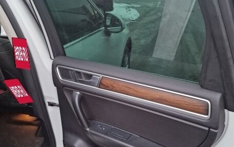 Volkswagen Touareg III, 2016 год, 3 300 000 рублей, 26 фотография