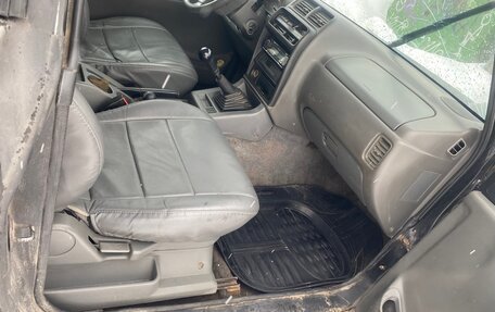 Suzuki Vitara II рестайлинг, 1998 год, 155 000 рублей, 13 фотография