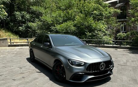 Mercedes-Benz E-Класс AMG, 2021 год, 6 950 000 рублей, 3 фотография