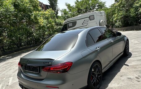 Mercedes-Benz E-Класс AMG, 2021 год, 6 950 000 рублей, 5 фотография