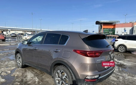 KIA Sportage IV рестайлинг, 2021 год, 2 599 000 рублей, 5 фотография