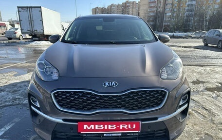 KIA Sportage IV рестайлинг, 2021 год, 2 599 000 рублей, 8 фотография