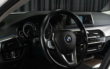 BMW 5 серия, 2017 год, 3 499 000 рублей, 29 фотография