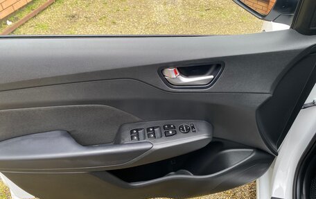 Hyundai Solaris II рестайлинг, 2021 год, 1 570 000 рублей, 11 фотография