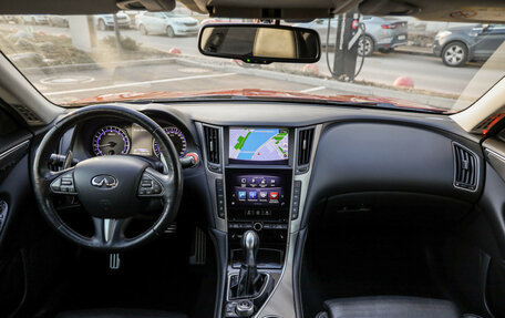 Infiniti Q50 I рестайлинг, 2016 год, 2 050 000 рублей, 10 фотография
