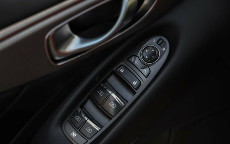 Infiniti Q50 I рестайлинг, 2016 год, 2 050 000 рублей, 25 фотография