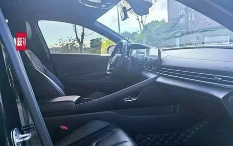 Hyundai Elantra, 2022 год, 1 390 060 рублей, 8 фотография