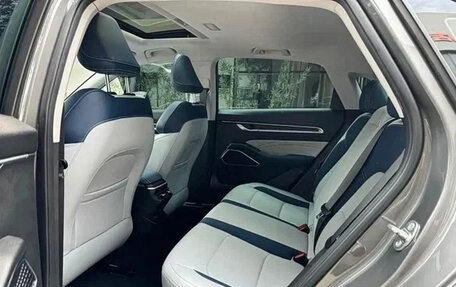 Geely Emgrand, 2023 год, 999 060 рублей, 9 фотография