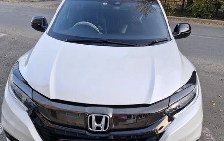 Honda Vezel, 2019 год, 2 200 000 рублей, 1 фотография