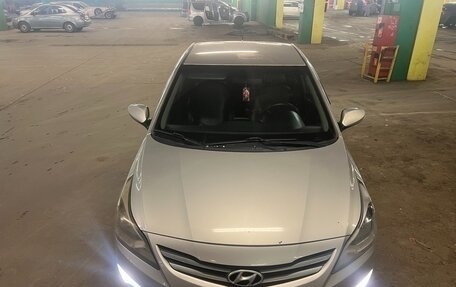 Hyundai Solaris II рестайлинг, 2016 год, 850 000 рублей, 1 фотография