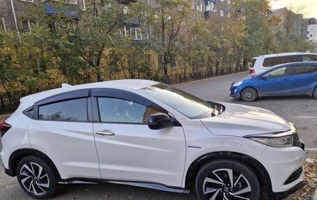 Honda Vezel, 2019 год, 2 200 000 рублей, 2 фотография