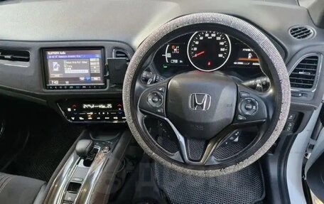 Honda Vezel, 2019 год, 2 200 000 рублей, 7 фотография