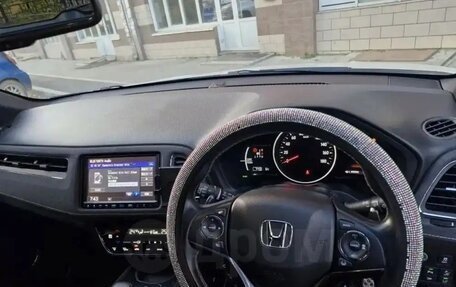 Honda Vezel, 2019 год, 2 200 000 рублей, 9 фотография