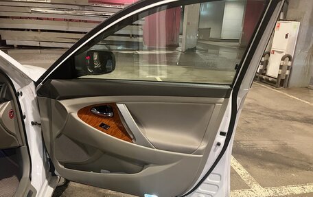 Toyota Camry, 2008 год, 1 150 000 рублей, 10 фотография