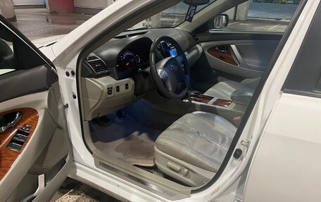 Toyota Camry, 2008 год, 1 150 000 рублей, 17 фотография
