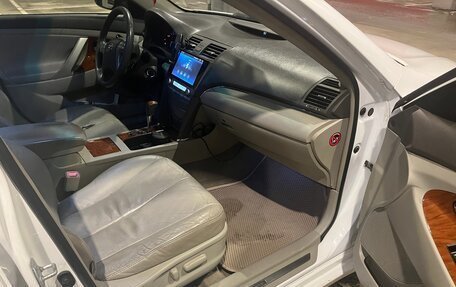 Toyota Camry, 2008 год, 1 150 000 рублей, 11 фотография