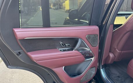 Land Rover Range Rover IV рестайлинг, 2022 год, 20 500 000 рублей, 13 фотография