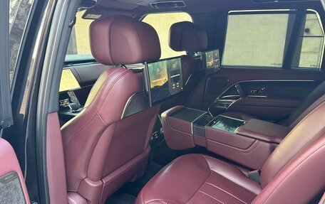 Land Rover Range Rover IV рестайлинг, 2022 год, 20 500 000 рублей, 12 фотография