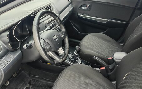 KIA Rio III рестайлинг, 2011 год, 700 000 рублей, 2 фотография