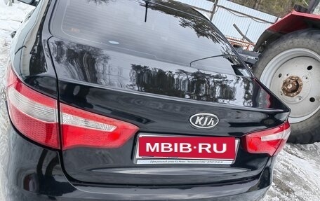 KIA Rio III рестайлинг, 2011 год, 700 000 рублей, 18 фотография