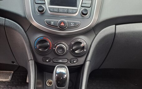 Hyundai Solaris II рестайлинг, 2014 год, 860 000 рублей, 9 фотография