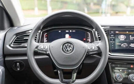 Volkswagen T-Roc I, 2022 год, 1 530 060 рублей, 14 фотография