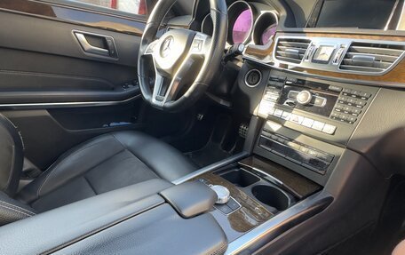 Mercedes-Benz E-Класс, 2013 год, 2 000 000 рублей, 13 фотография