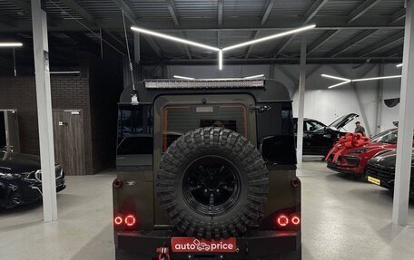 Land Rover Defender I, 2009 год, 6 000 000 рублей, 4 фотография