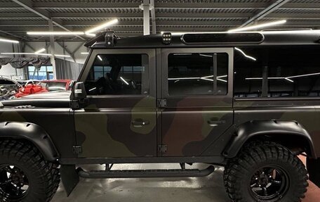 Land Rover Defender I, 2009 год, 6 000 000 рублей, 2 фотография
