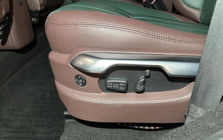 Land Rover Defender I, 2009 год, 6 000 000 рублей, 10 фотография