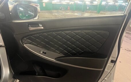 Hyundai Solaris II рестайлинг, 2016 год, 850 000 рублей, 12 фотография