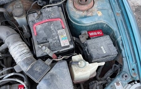 Mazda 323, 1996 год, 155 000 рублей, 12 фотография