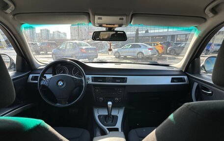 BMW 3 серия, 2011 год, 1 120 000 рублей, 22 фотография